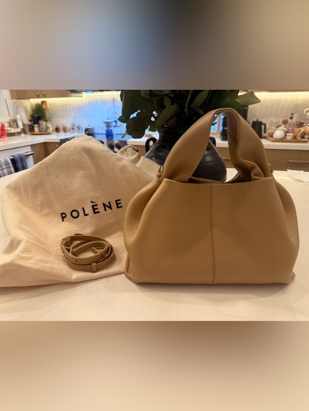 Polene Numéro Neuf
EDITION TEXTURED TAUPE